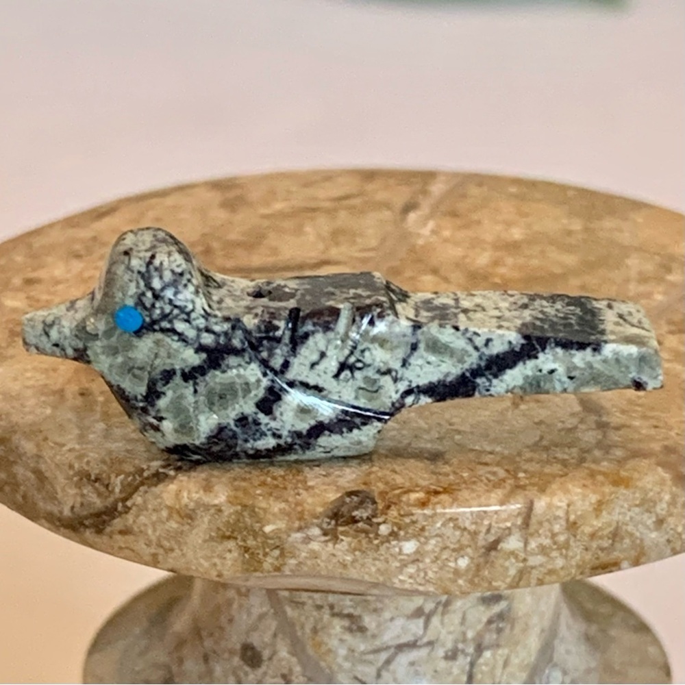 Native American Style Zuni Carved Stone Bird Fetish Bead Mini Stone Animal 1.1”